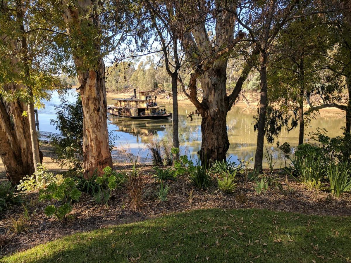 Moama Riverside Holiday Park Esterno foto