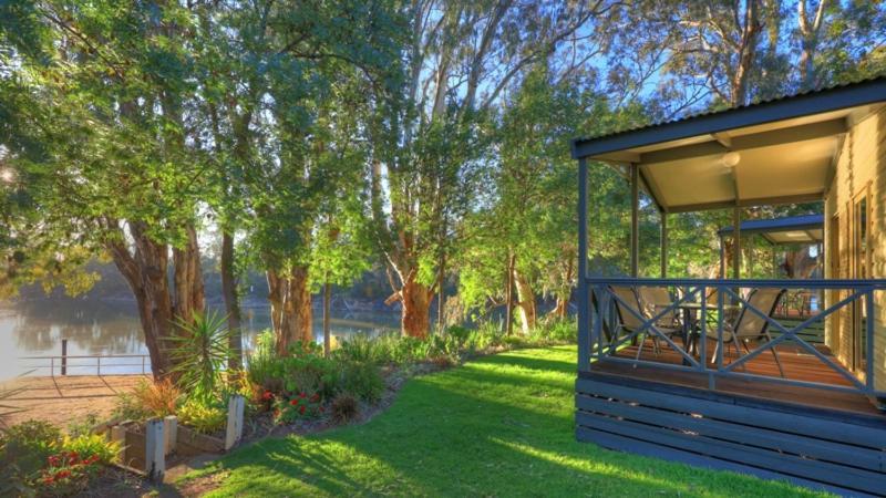Moama Riverside Holiday Park Esterno foto