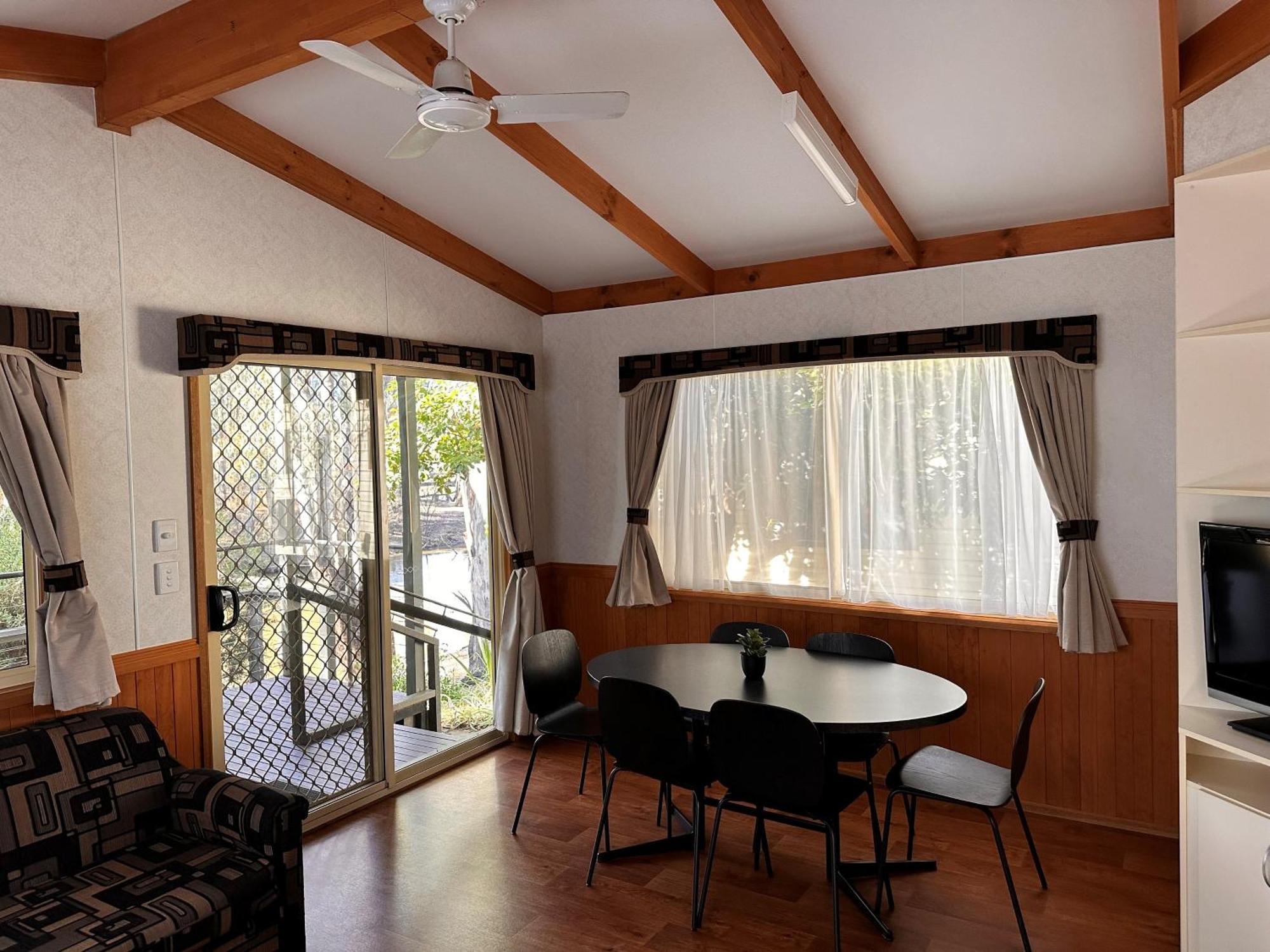 Moama Riverside Holiday Park Esterno foto
